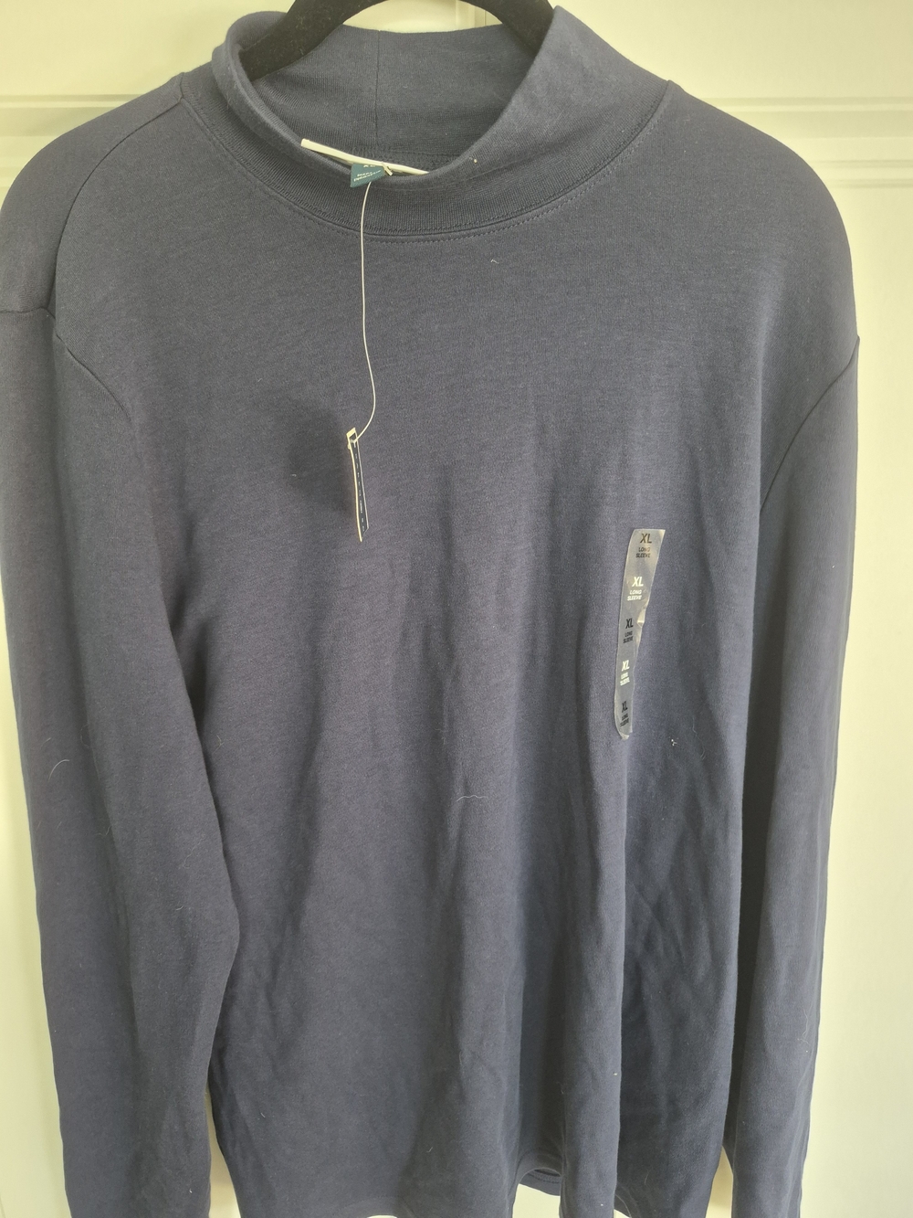 NWT Navy Mock TurtleNeck XL
